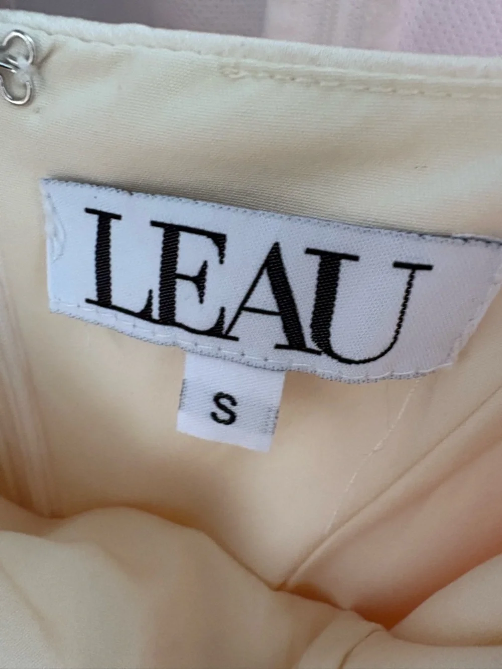 Leau Elegant Cream Satin Dress - Picture 11 of 11